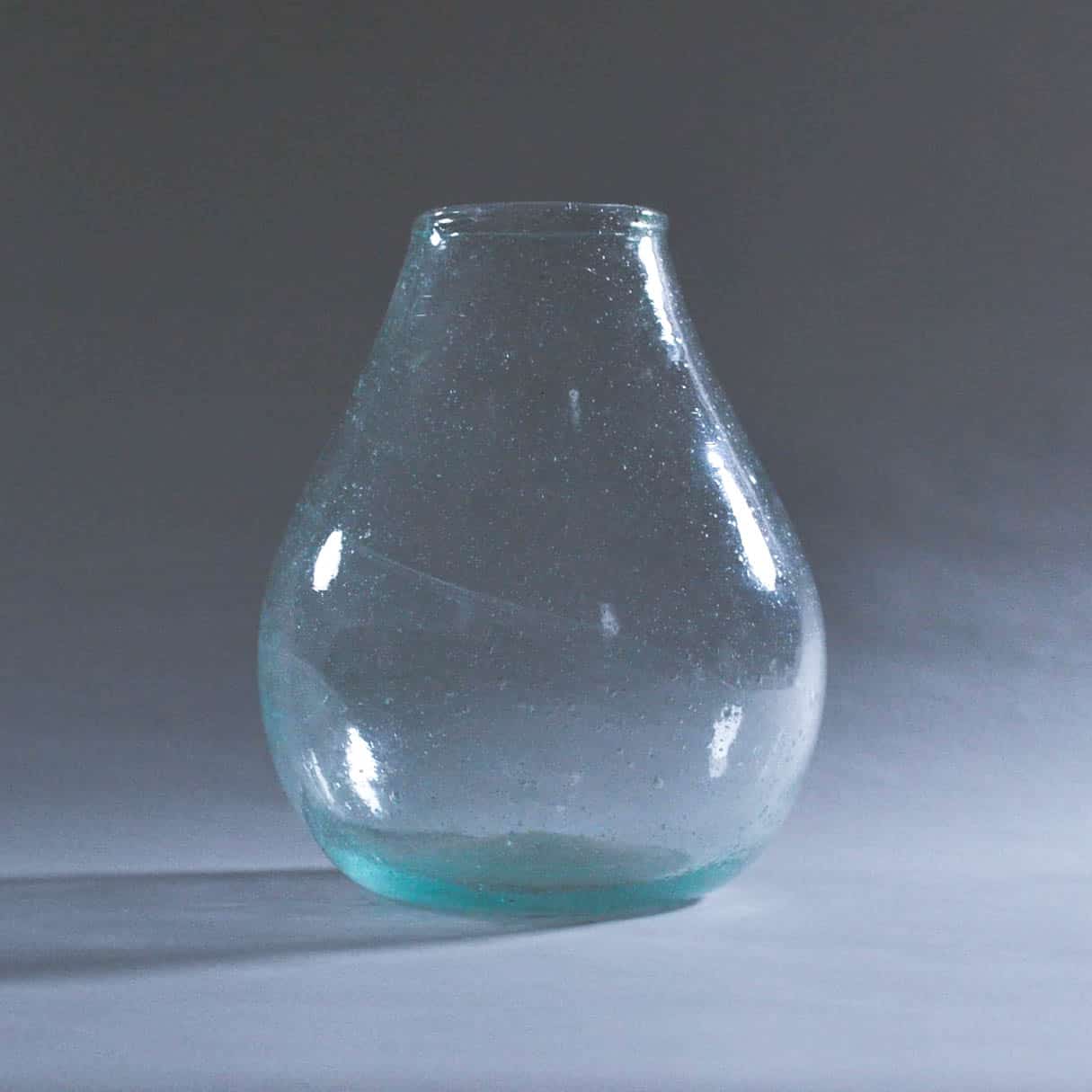 0299-Transparent-Single-Flower-Vase-1.jpg