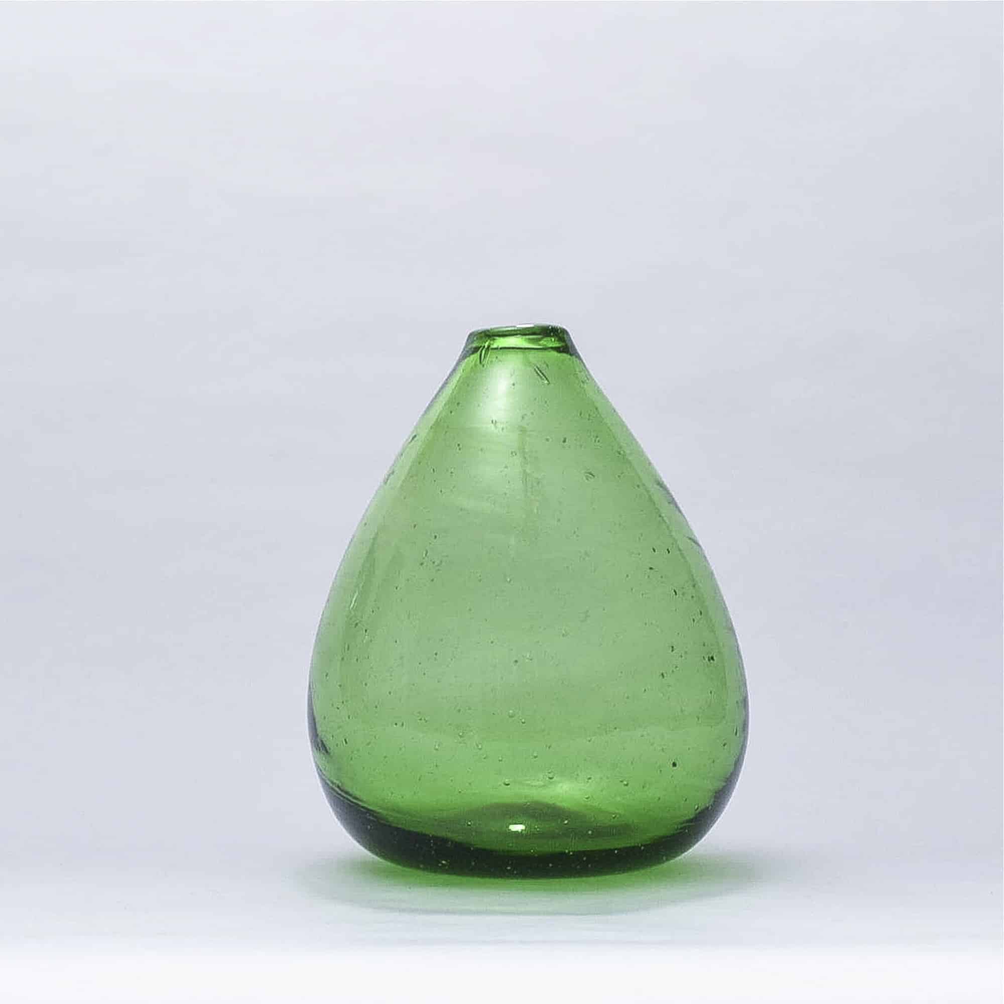 Mouth-Blown-Single-Flower-Vase-Green-1.jpg