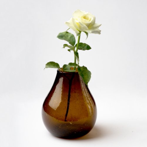small-pear-hand-blown-glass-vase-0254.jpg