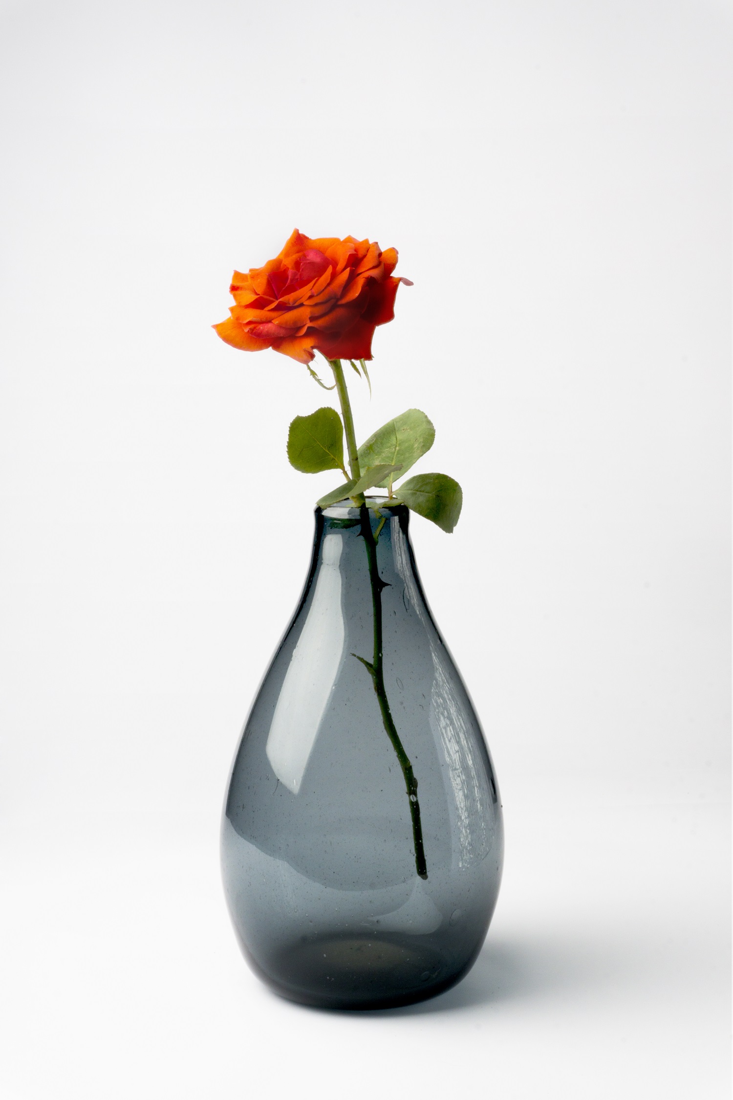 tear-drop-hand-blown-glass-vase-Grey-0252-1.jpg