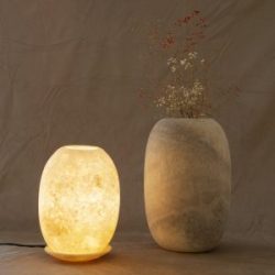 Longa Oval Alabaster Lamp with plate